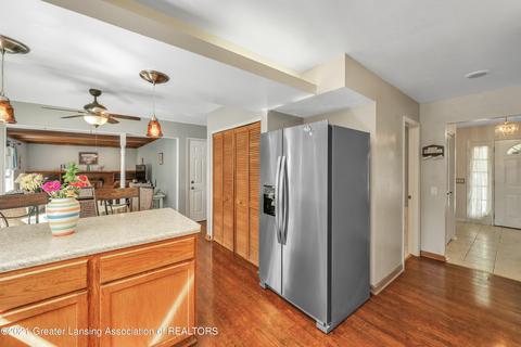 2153 E Raleigh Dr, Okemos, MI 48864 photo 20