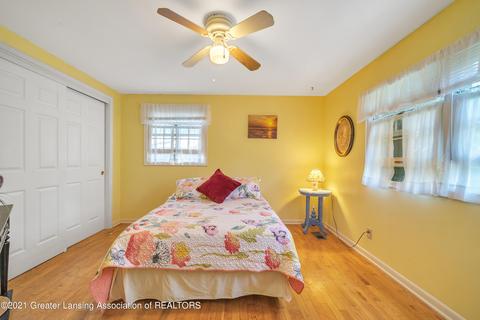 2153 E Raleigh Dr, Okemos, MI 48864 photo 27