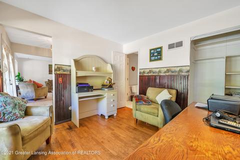 2153 E Raleigh Dr, Okemos, MI 48864 photo 23
