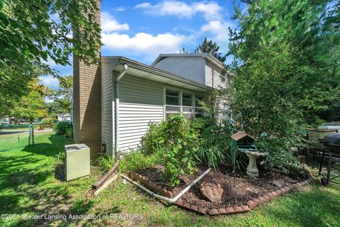 2153 E Raleigh Dr, Okemos, MI 48864 photo 38