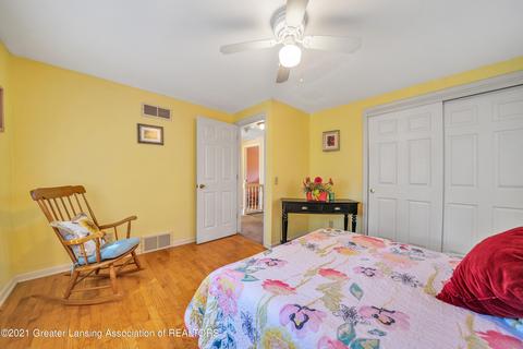 2153 E Raleigh Dr, Okemos, MI 48864 photo 26