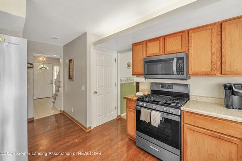 2153 E Raleigh Dr, Okemos, MI 48864 photo 19