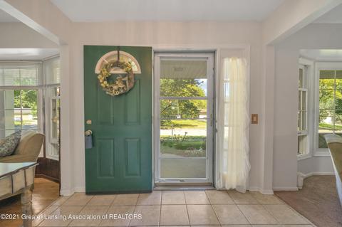 2153 E Raleigh Dr, Okemos, MI 48864 photo 6