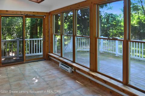3325 Cooley Dr, Lansing, MI 48911 photo 17