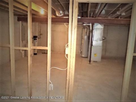 712 E Walker St, Saint Johns, MI 48879 photo 34