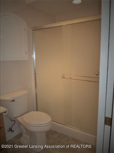 712 E Walker St, Saint Johns, MI 48879 photo 30