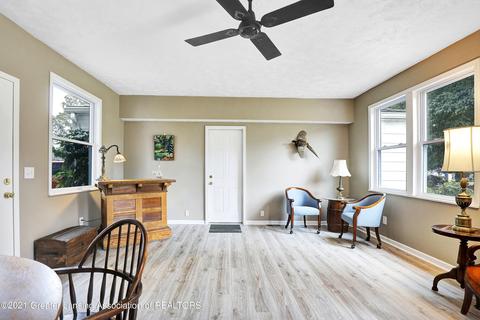 13070 Turner Rd, Dewitt, MI 48820 photo 4
