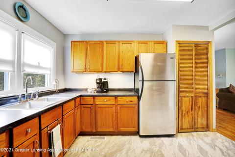 13070 Turner Rd, Dewitt, MI 48820 photo 8