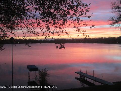 6395 E Reynolds Rd, Haslett, MI 48840 photo 2