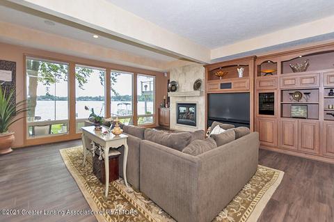 6395 E Reynolds Rd, Haslett, MI 48840 photo 10