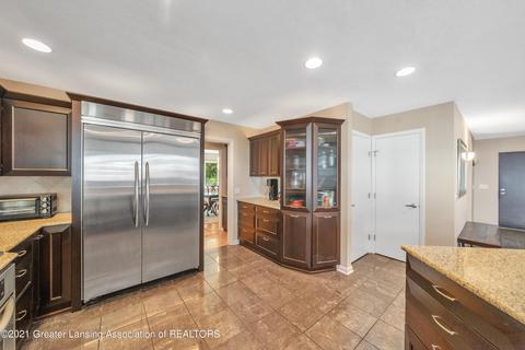 4658 Chippewa Dr, Okemos, MI 48864 photo 15