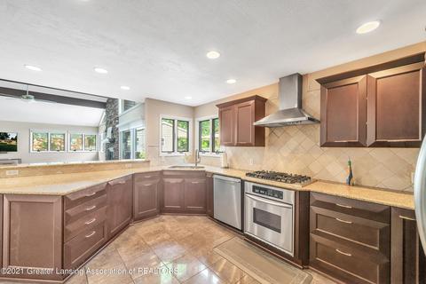 4658 Chippewa Dr, Okemos, MI 48864 photo 13