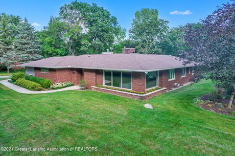 4658 Chippewa Dr, Okemos, MI 48864 photo 1