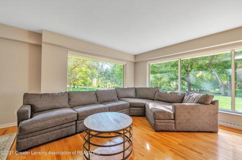 4658 Chippewa Dr, Okemos, MI 48864 photo 7