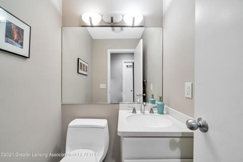 4658 Chippewa Dr, Okemos, MI 48864 photo 30