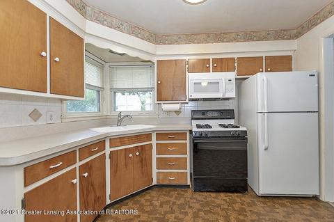 2014 Donora St, Lansing, MI 48910 photo 7