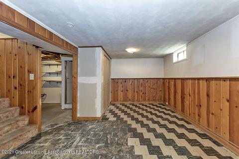 2014 Donora St, Lansing, MI 48910 photo 17