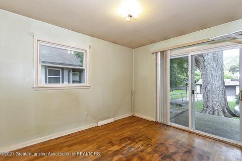 2014 Donora St, Lansing, MI 48910 photo 10