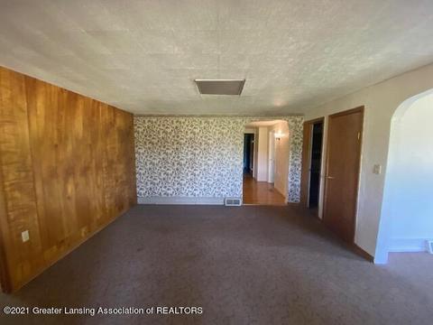 14318 S Grange Rd, Eagle, MI 48822 photo 7
