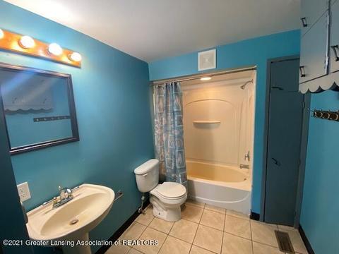 14318 S Grange Rd, Eagle, MI 48822 photo 20