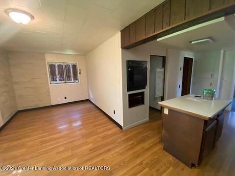 14318 S Grange Rd, Eagle, MI 48822 photo 16