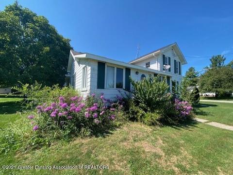 14318 S Grange Rd, Eagle, MI 48822 photo 1