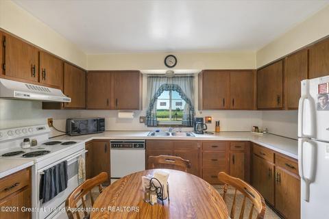 5193 E Taft Rd, Saint Johns, MI 48879 photo 6