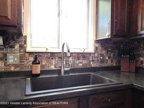 13330 Wood Rd, Bath, MI 48808 photo 10