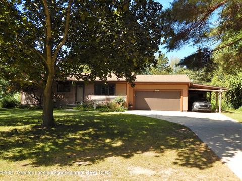 13330 Wood Rd, Bath, MI 48808 photo 2