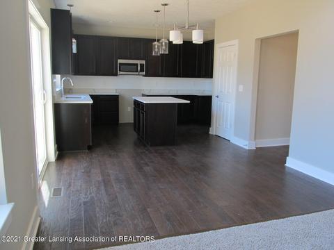404 Constitution Ave, Brooklyn, MI 49230 photo 6