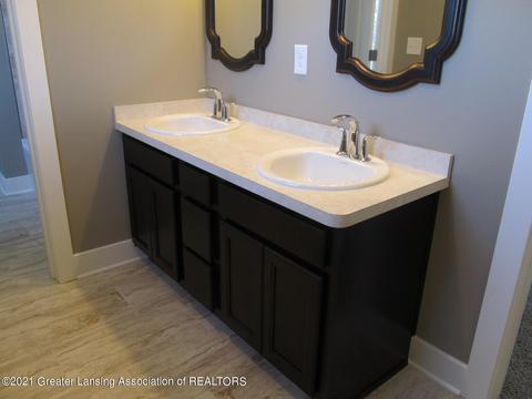 404 Constitution Ave, Brooklyn, MI 49230 photo 36