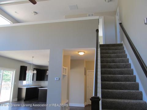 404 Constitution Ave, Brooklyn, MI 49230 photo 3