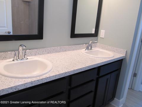 404 Constitution Ave, Brooklyn, MI 49230 photo 25