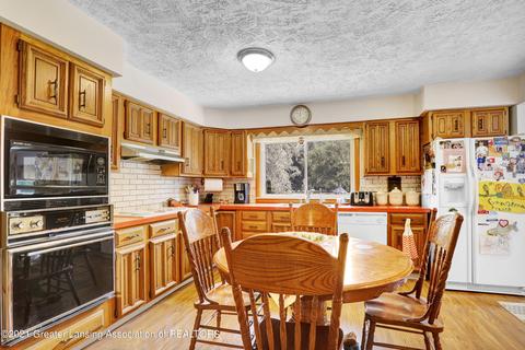 10561 S Chandler Rd, Dewitt, MI 48820 photo 8