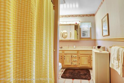 10561 S Chandler Rd, Dewitt, MI 48820 photo 19