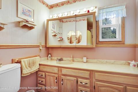 10561 S Chandler Rd, Dewitt, MI 48820 photo 20