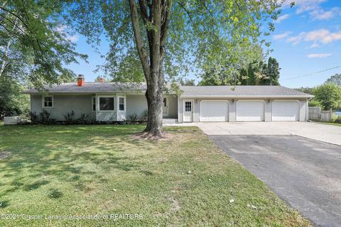 10561 S Chandler Rd, Dewitt, MI 48820 photo 1