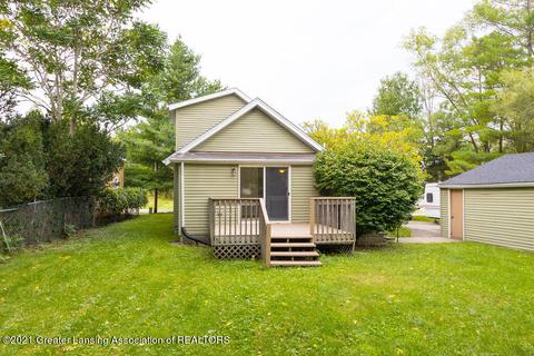 5686 School St, Haslett, MI 48840 photo 5