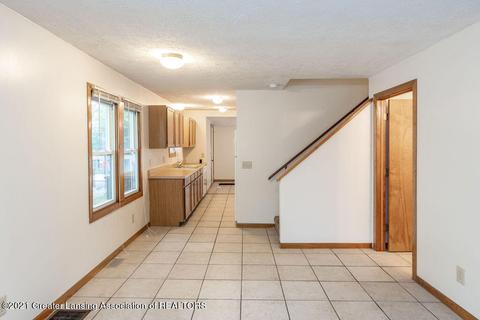 5686 School St, Haslett, MI 48840 photo 16