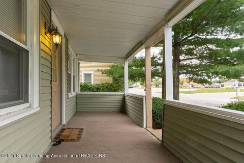 5686 School St, Haslett, MI 48840 photo 8