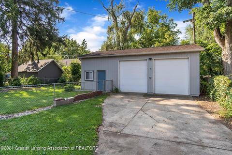 318 E Middle St, Williamston, MI 48895 photo 32