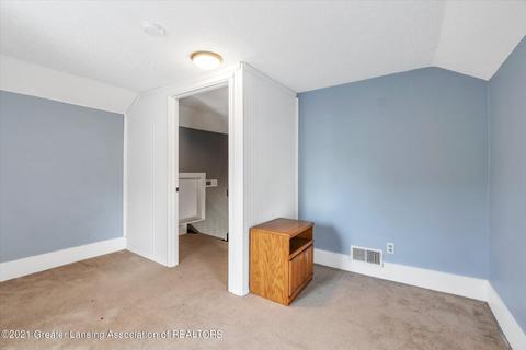 318 E Middle St, Williamston, MI 48895 photo 22