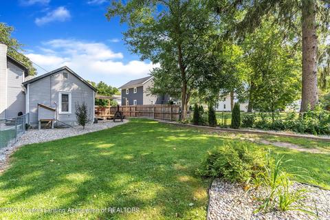 318 E Middle St, Williamston, MI 48895 photo 35