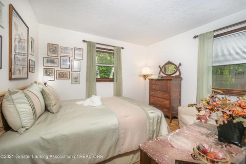 9224 Warner Rd, Haslett, MI 48840 photo 25