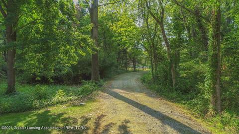 9224 Warner Rd, Haslett, MI 48840 photo 4