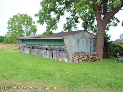 9581 E Prior Rd, Durand, MI 48429 photo 4