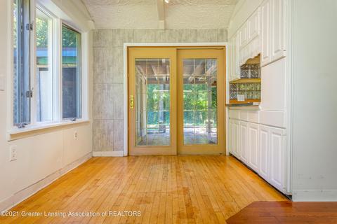 6185 Marsh Rd, Haslett, MI 48840 photo 21