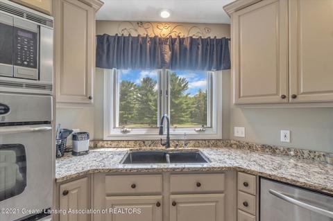 129 Quail Run Rd, Dewitt, MI 48820 photo 17
