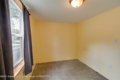 819 Pine St, Dewitt, MI 48820 photo 19