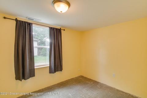 819 Pine St, Dewitt, MI 48820 photo 20